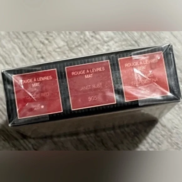 Gucci Mini Velvet Matte Lipstick 3-Piece Festive Gift Set NEW - Picture 12 of 12